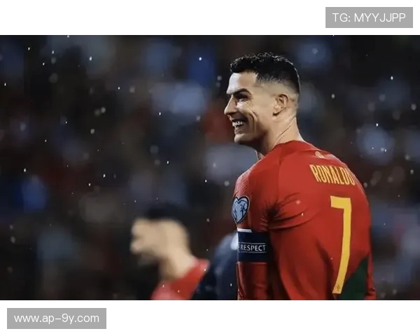 足球巨星C罗的传奇故事与辉煌成就全面解析